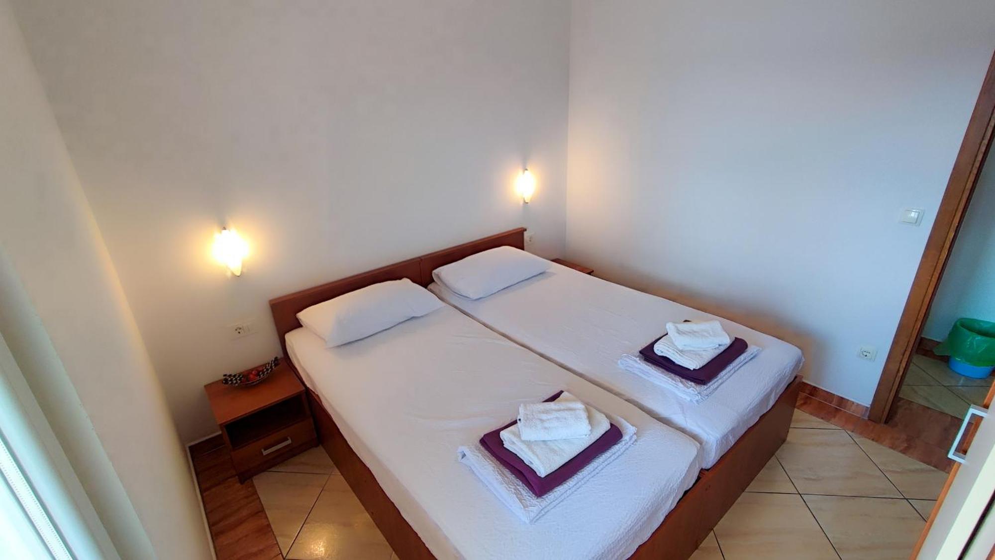 Villa Penava, Private Beach, Pool And 7Min To تروغير الغرفة الصورة