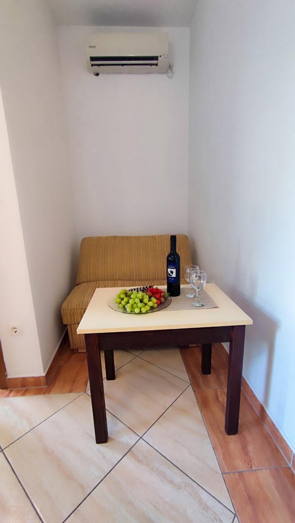 Villa Penava, Private Beach, Pool And 7Min To تروغير الغرفة الصورة
