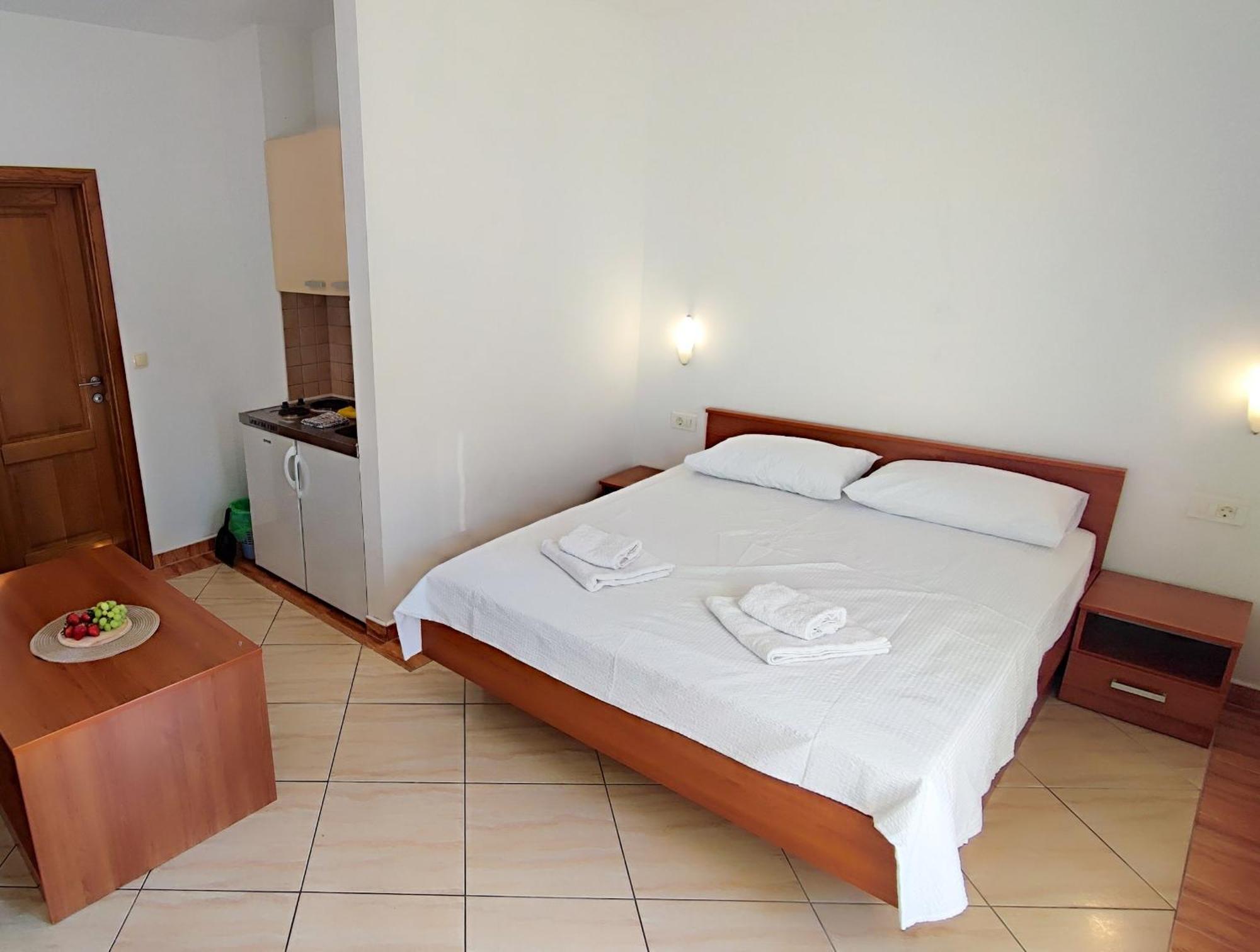 Villa Penava, Private Beach, Pool And 7Min To تروغير الغرفة الصورة
